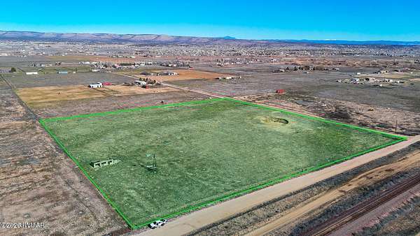 10 Acres of Residential Land for Sale in Paulden, Arizona