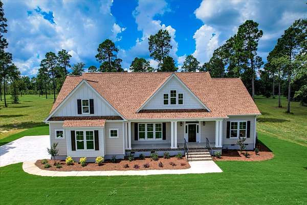 12.1 Acres of Land with Home for Sale in Aiken, South Carolina