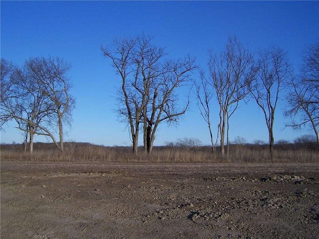 4.57 Acres of Residential Land for Sale in Oak Grove, Missouri