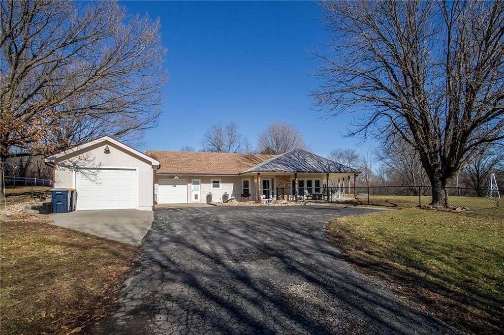 5 Acres of Land with Home for Sale in Kansas City, Missouri