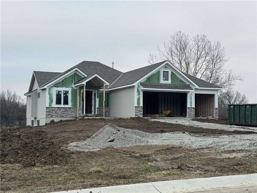 3 Acres of Residential Land with Home for Sale in Grain Valley, Missouri