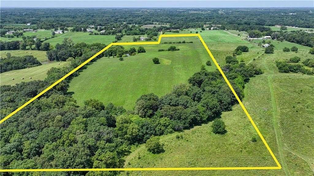 20 Acres of Land for Sale in Lathrop, Missouri