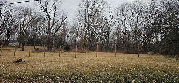 4.4 Acres of Mixed-Use Land for Sale in Oak Grove, Missouri