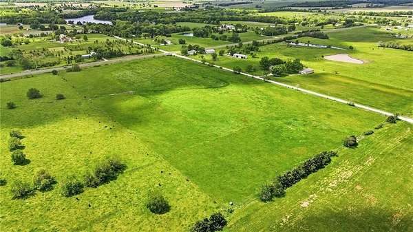 18.7 Acres of Land for Sale in Paola, Kansas