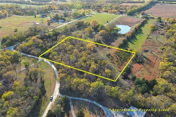 3 Acres of Residential Land for Sale in Paola, Kansas