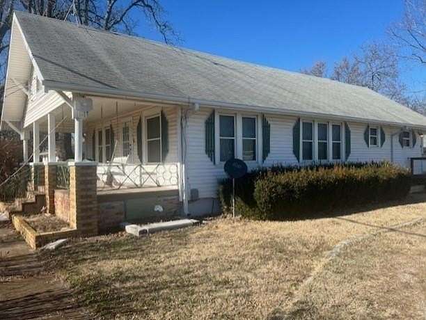 8.15 Acres of Land with Home for Sale in Parsons, Kansas