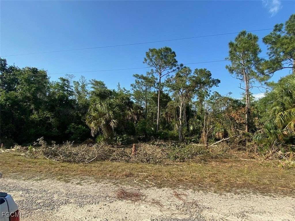 0.25 Acres of Residential Land for Sale in Lehigh Acres, Florida