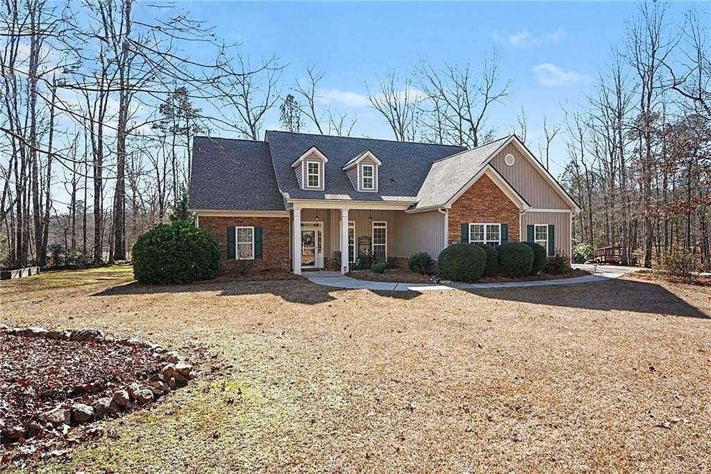 1.6 Acres of Residential Land with Home for Sale in Senoia, Georgia