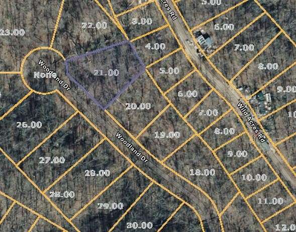 1.54 Acres of Residential Land for Sale in Holladay, Tennessee