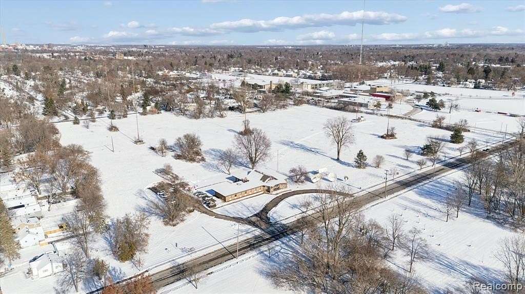 14 Acres of Commercial Land for Sale in Lansing, Michigan