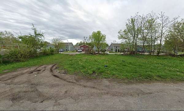0.1 Acres of Land for Sale in Des Moines, Iowa