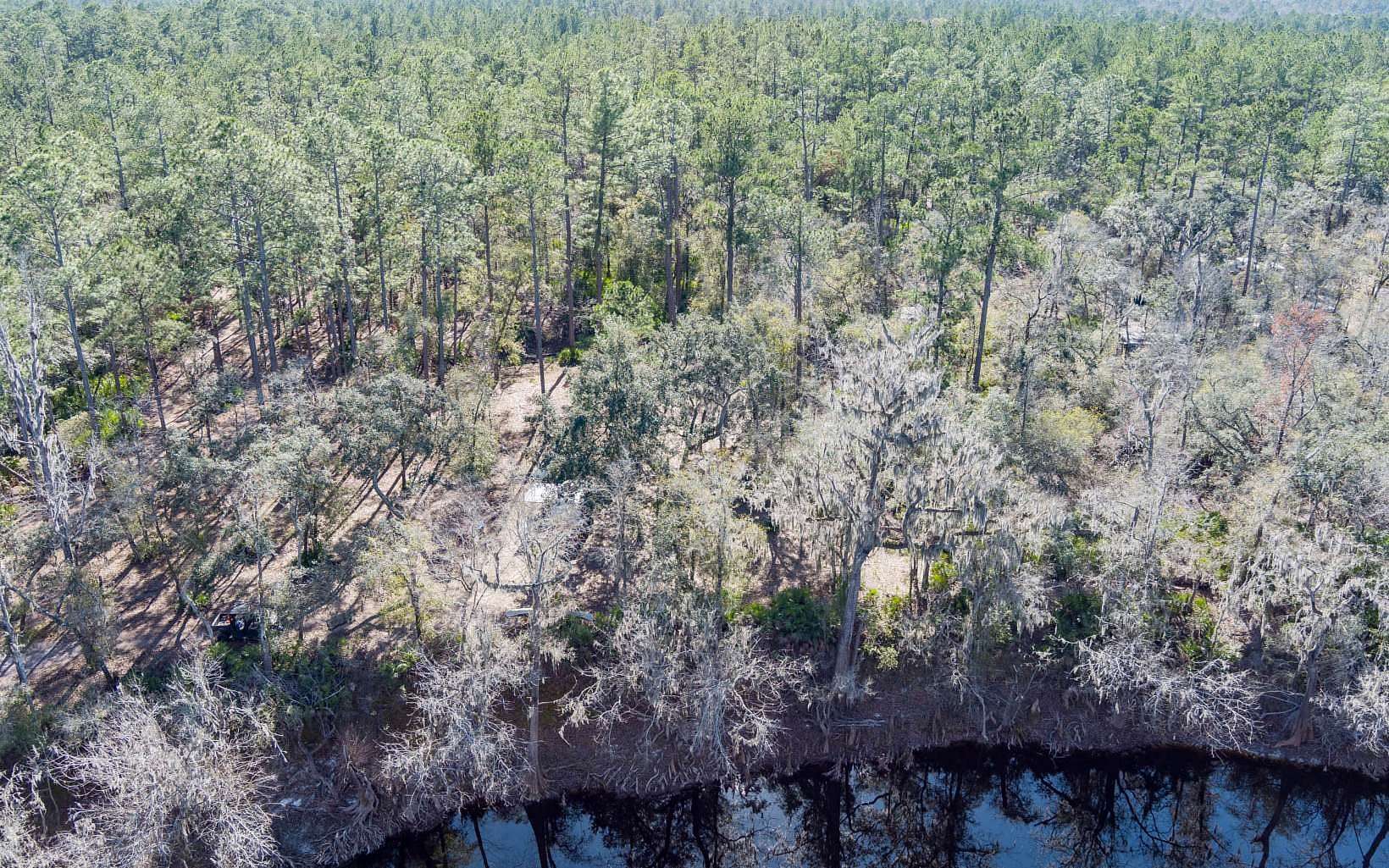 2.6 Acres of Land for Sale in White Springs, Florida