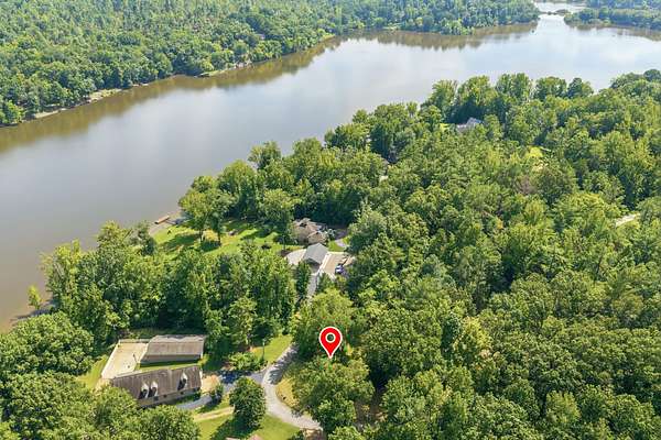 0.34 Acres of Residential Land for Sale in Parsons, Tennessee
