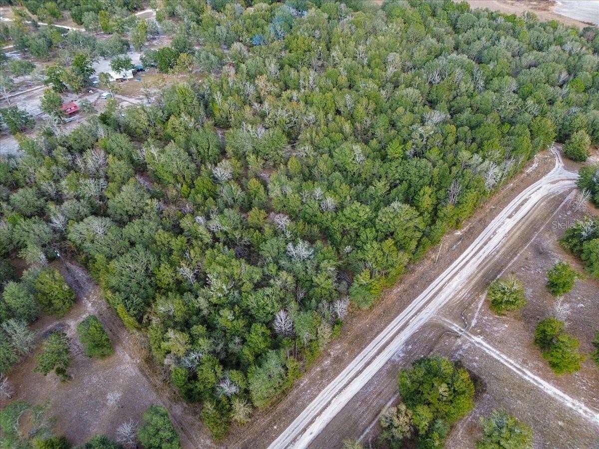 10 Acres of Land for Sale in Fort White, Florida