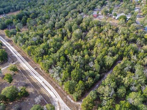 10 Acres of Land for Sale in Fort White, Florida