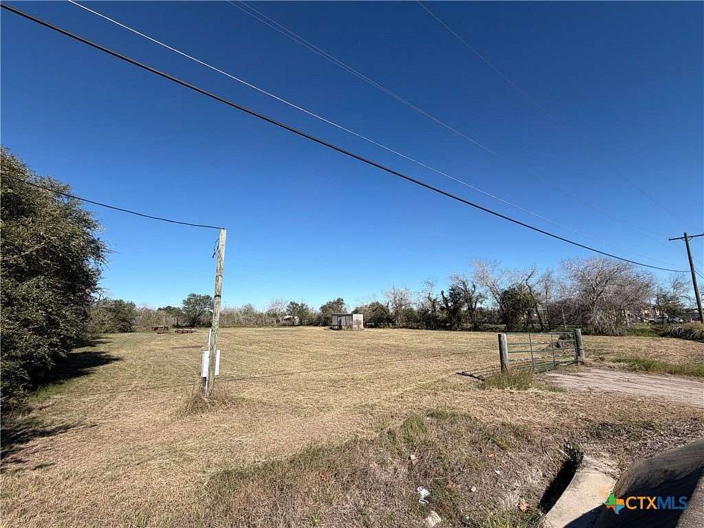 1.2 Acres of Commercial Land for Sale in Beeville, Texas