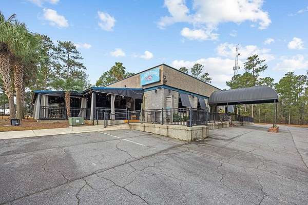 3.69 Acres of Improved Commercial Land for Sale in Valdosta, Georgia