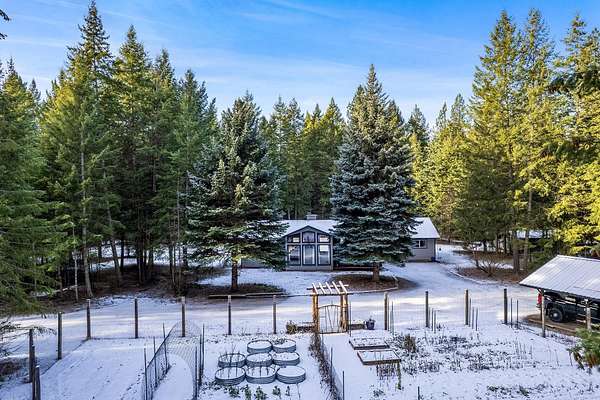 5 Acres of Residential Land with Home for Sale in Rathdrum, Idaho