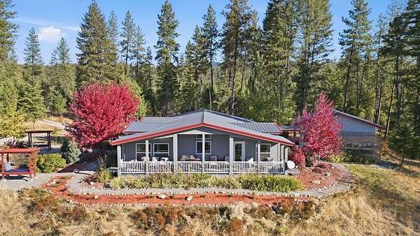 4 Acres of Residential Land with Home for Sale in Newport, Washington