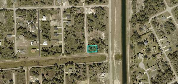 0.25 Acres of Land for Sale in Lehigh Acres, Florida