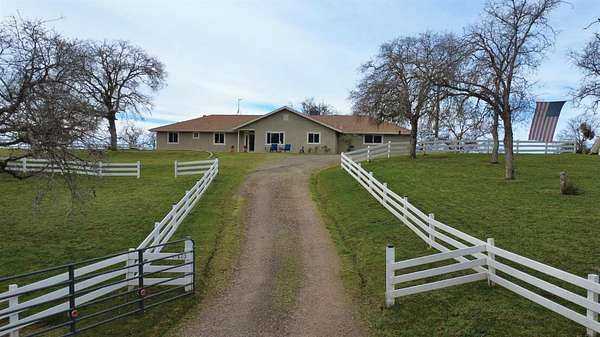 4.42 Acres of Residential Land with Home for Sale in Squaw Valley, California