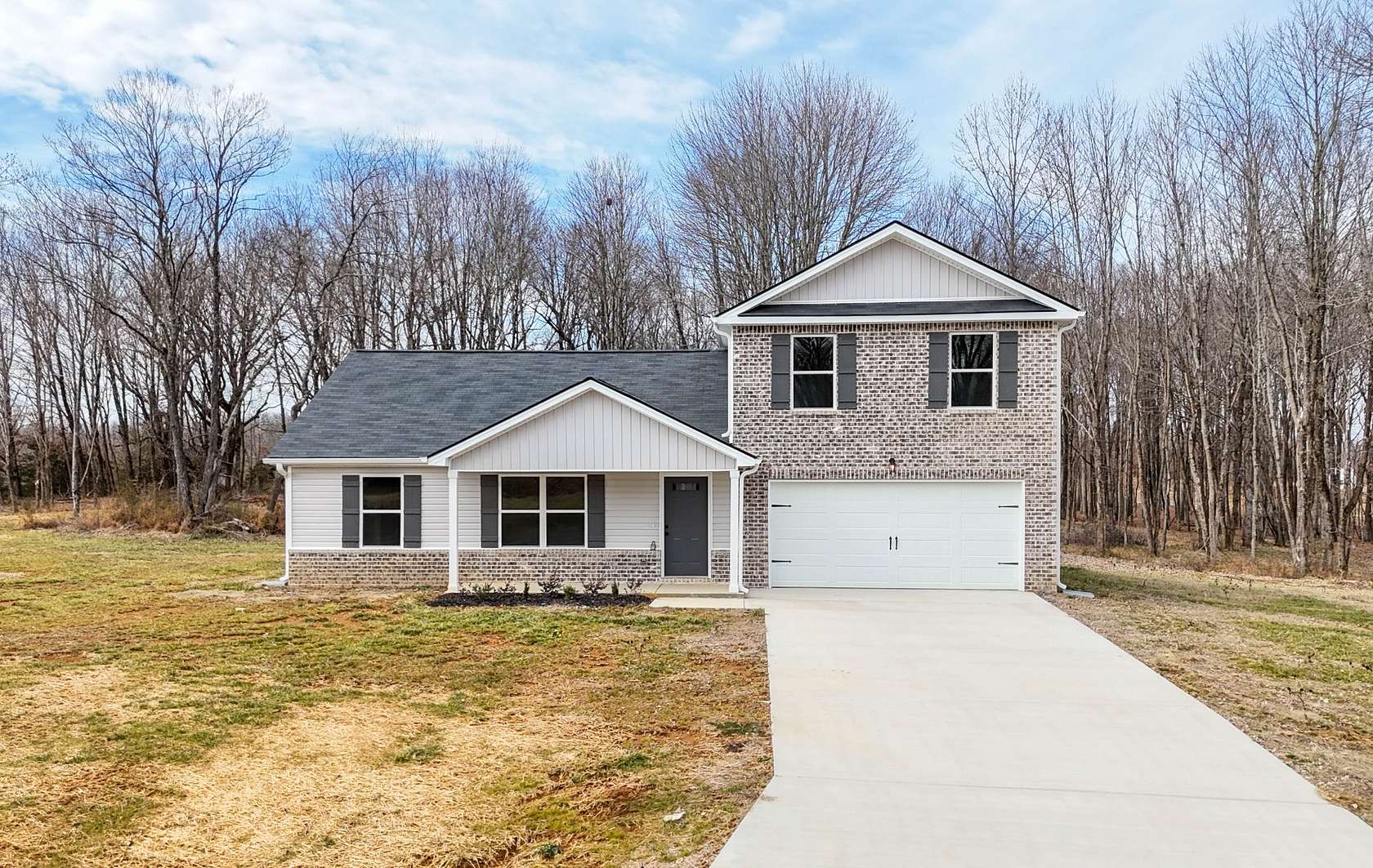 1.52 Acres of Land with Home for Sale in Dickson, Tennessee