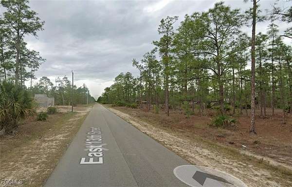 0.25 Acres of Residential Land for Sale in Lehigh Acres, Florida