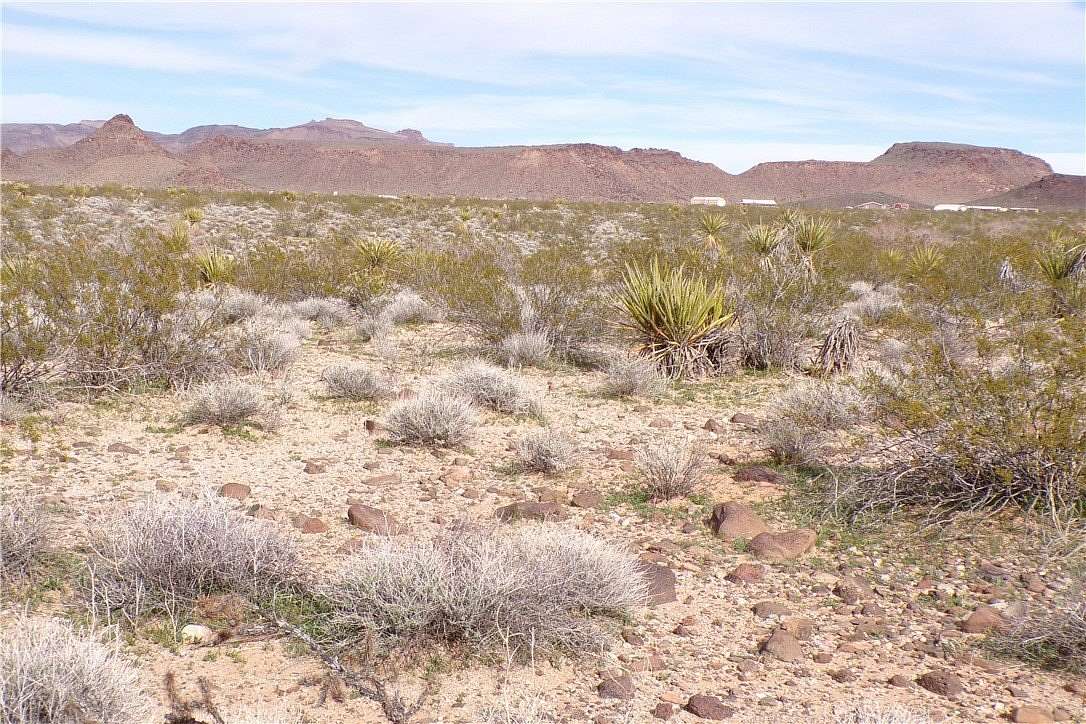 10 Acres of Recreational Land for Sale in Golden Valley, Arizona