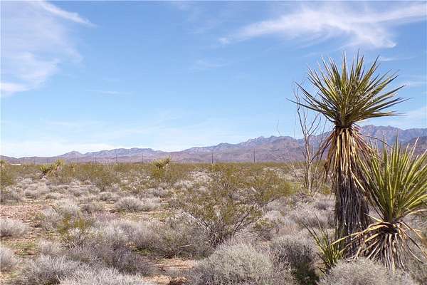 10 Acres of Land for Sale in Golden Valley, Arizona