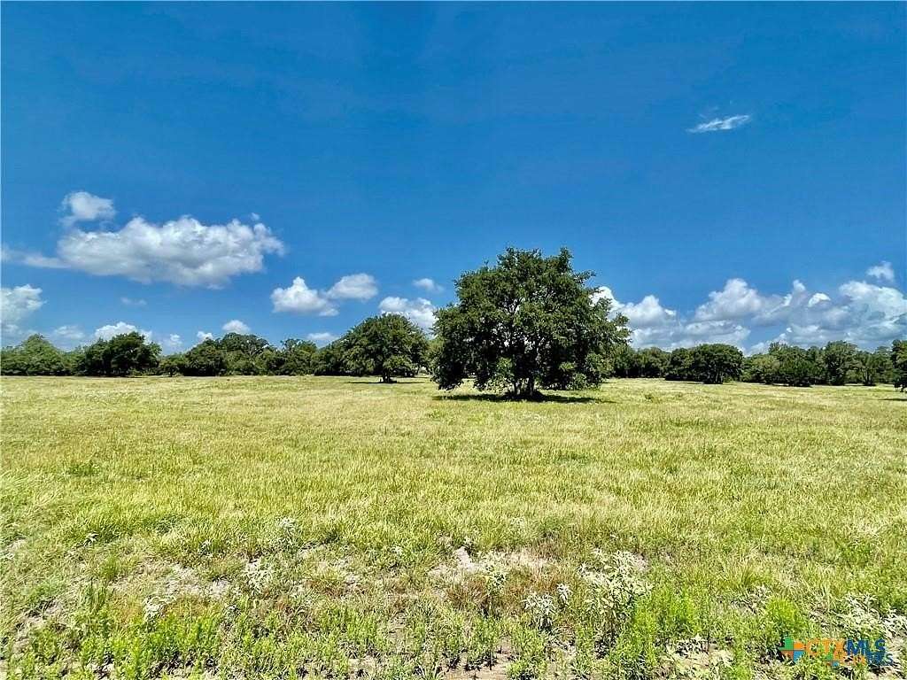 1.5 Acres of Residential Land for Sale in Victoria, Texas
