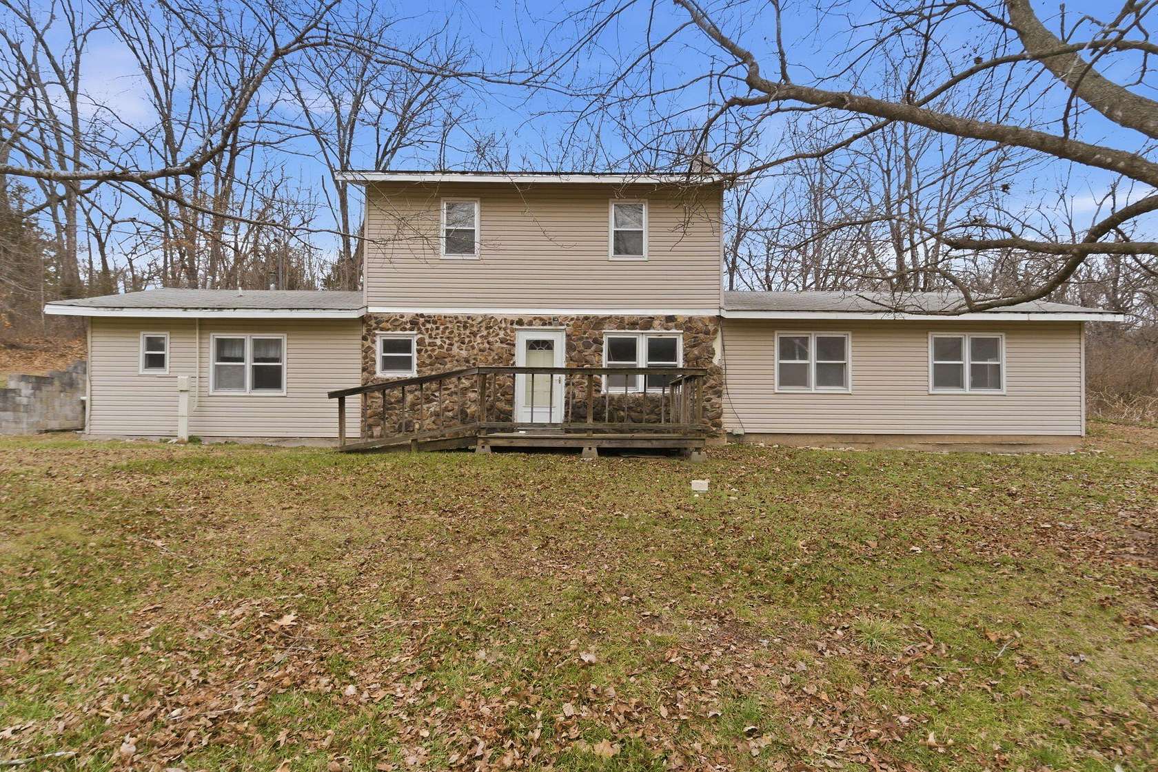 3.35 Acres of Residential Land with Home for Sale in Marionville, Missouri