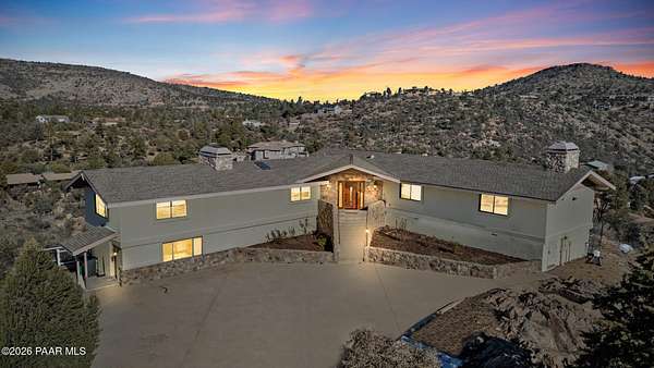 2.33 Acres of Residential Land with Home for Sale in Prescott, Arizona