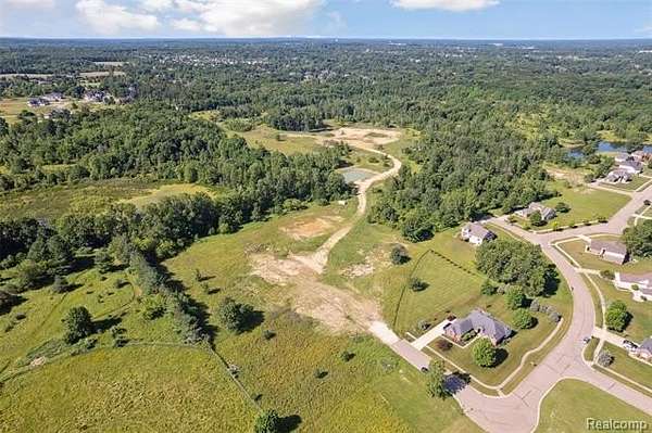 20.5 Acres of Land for Sale in Grand Blanc, Michigan