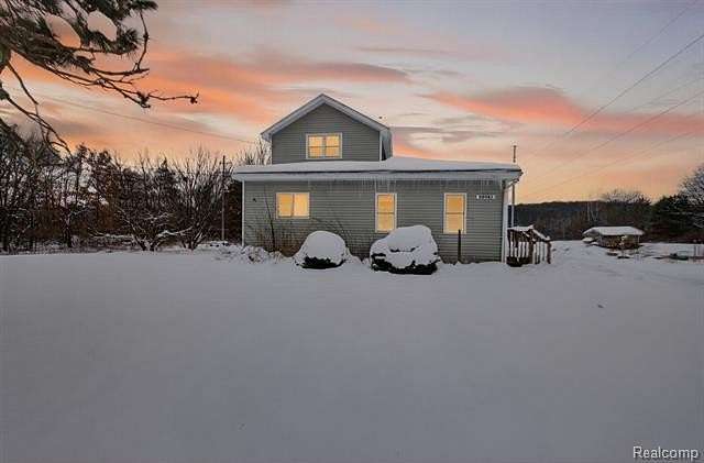 15 Acres of Land with Home for Sale in Battle Creek, Michigan