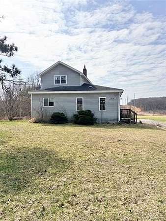 15 Acres of Recreational Land with Home for Sale in Battle Creek, Michigan