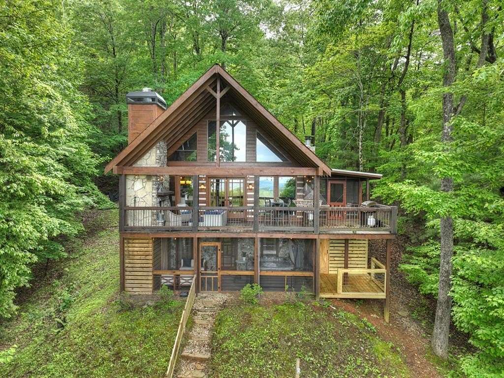 1.77 Acres of Residential Land with Home for Sale in Blue Ridge, Georgia