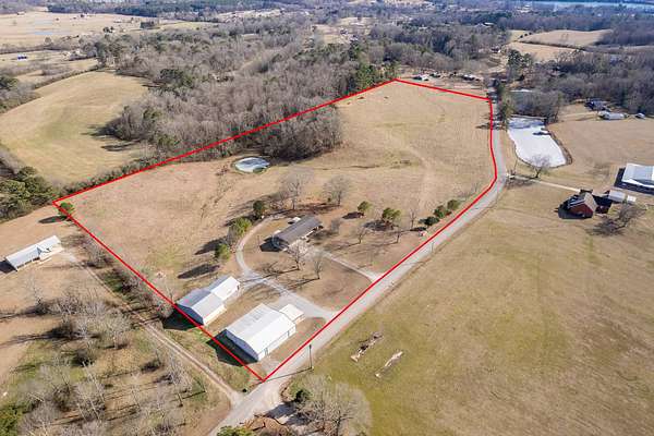 17 Acres of Land with Home for Sale in Cullman, Alabama