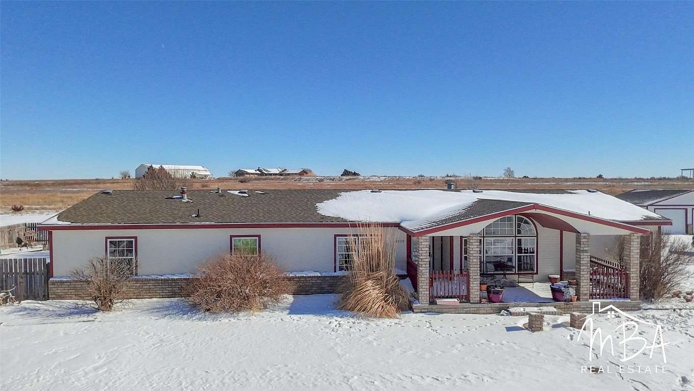 2.1 Acres of Residential Land with Home for Sale in Garden City, Kansas