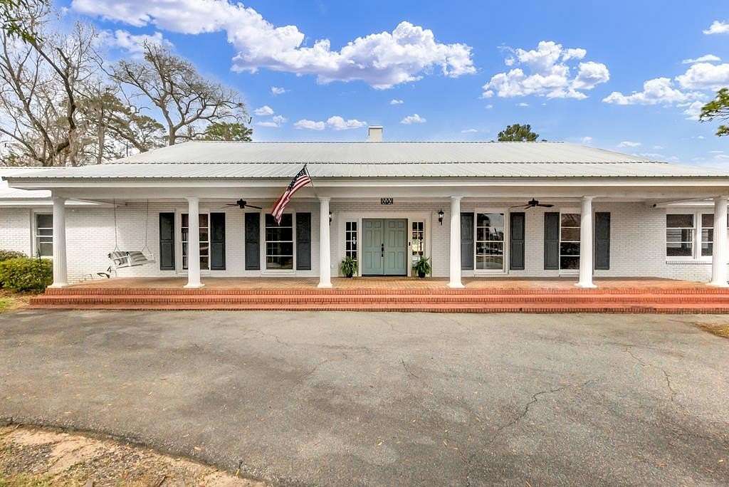 2.22 Acres of Land with Home for Sale in Albany, Georgia