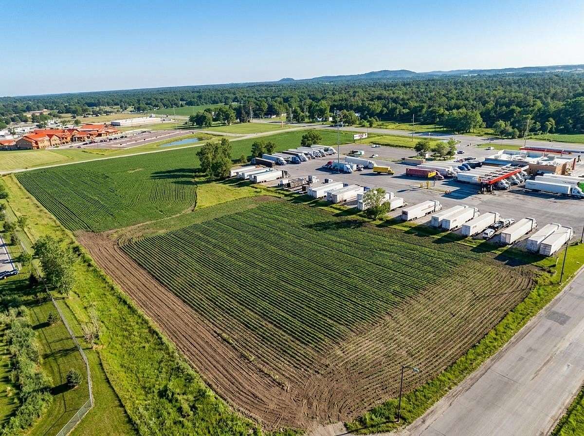 2.39 Acres of Mixed-Use Land for Sale in Mauston, Wisconsin