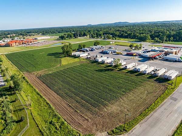 2.39 Acres of Mixed-Use Land for Sale in Mauston, Wisconsin