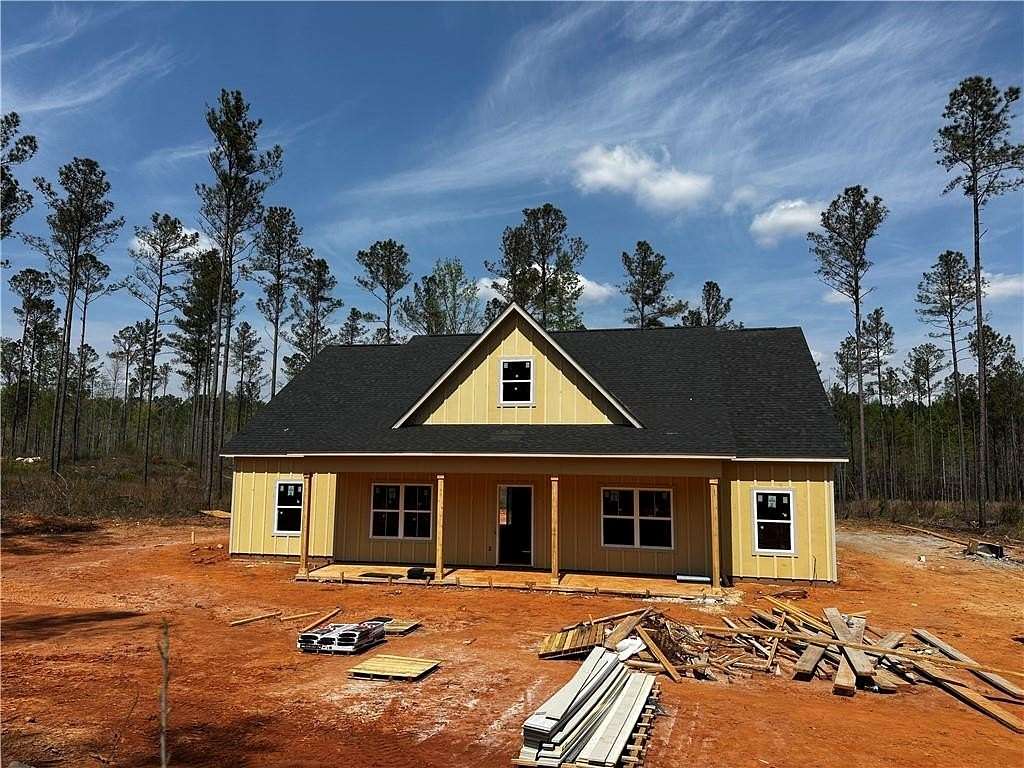 5 Acres of Land with Home for Sale in Salem, Alabama