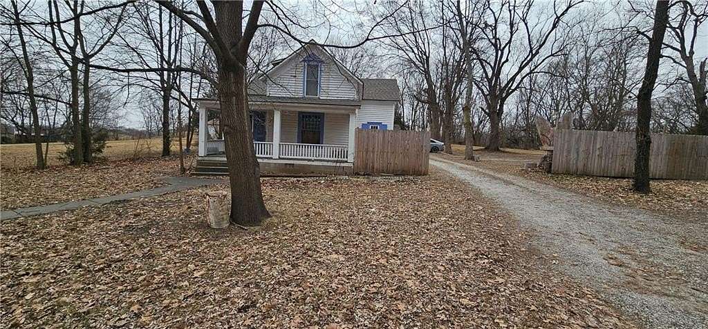 5 Acres of Mixed-Use Land for Sale in Oak Grove, Missouri