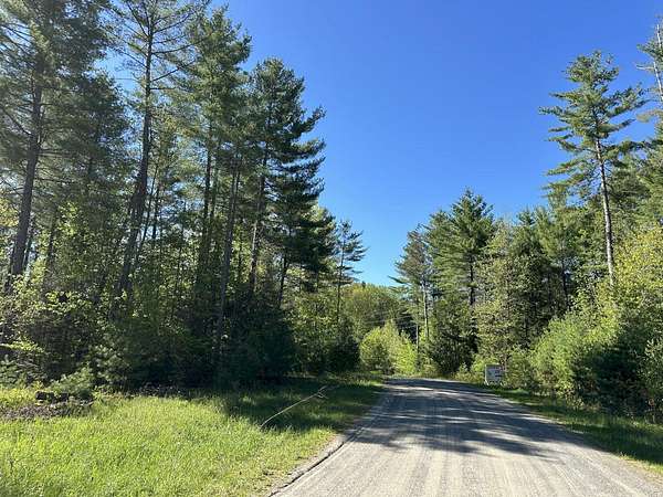0.89 Acres of Residential Land for Sale in Skowhegan, Maine