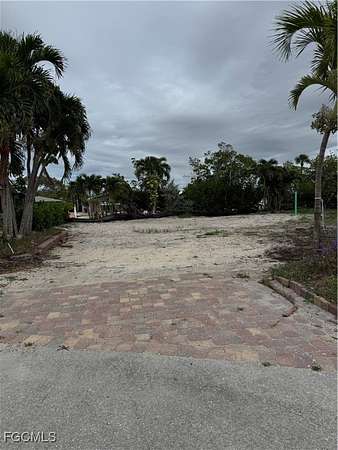 0.13 Acres of Residential Land for Sale in Fort Myers Beach, Florida