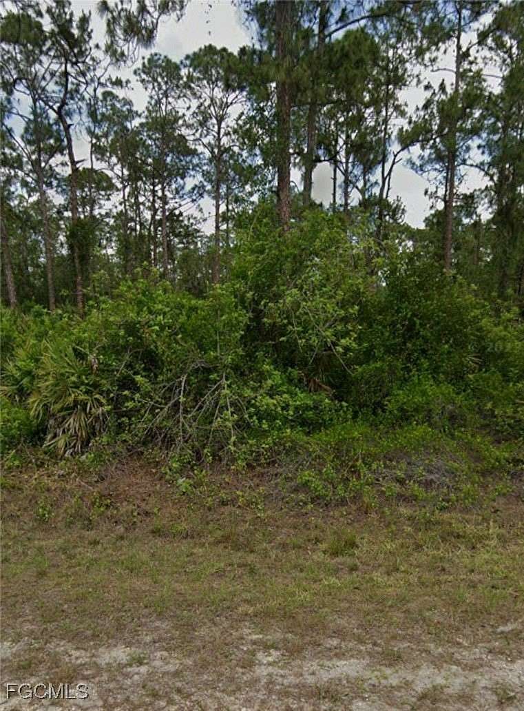 0.5 Acres of Residential Land for Sale in Alva, Florida