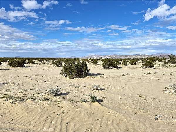 9.5 Acres of Residential Land for Sale in Twentynine Palms, California