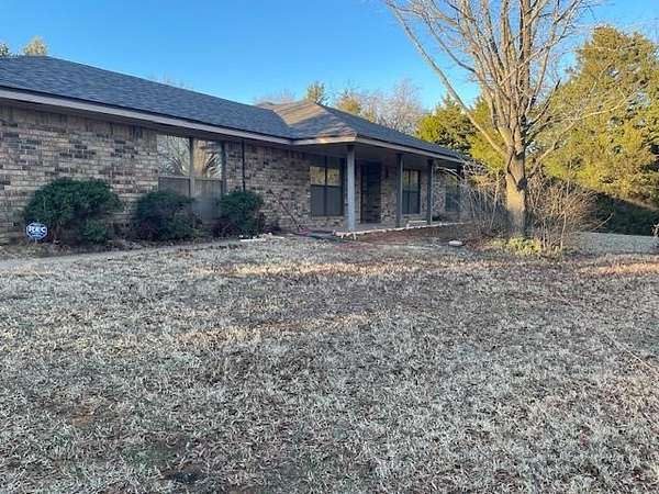5.4 Acres of Residential Land with Home for Sale in Harrah, Oklahoma
