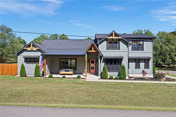 2 Acres of Residential Land with Home for Sale in Russellville, Arkansas