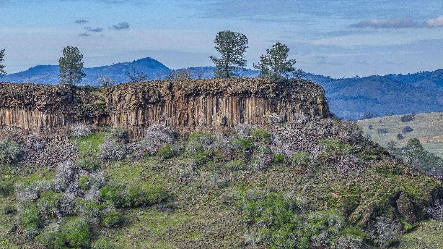 2,580 Acres of Land for Sale in Copperopolis, California